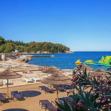 Milokanovic Nadija 3*